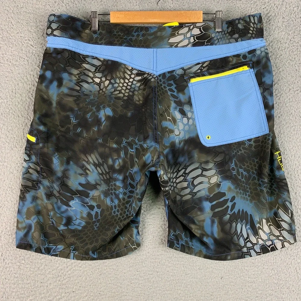 Huk Kryptek Neptune Pursuit Boardshorts Mens XXL Blue Camo Fishing Water Shorts